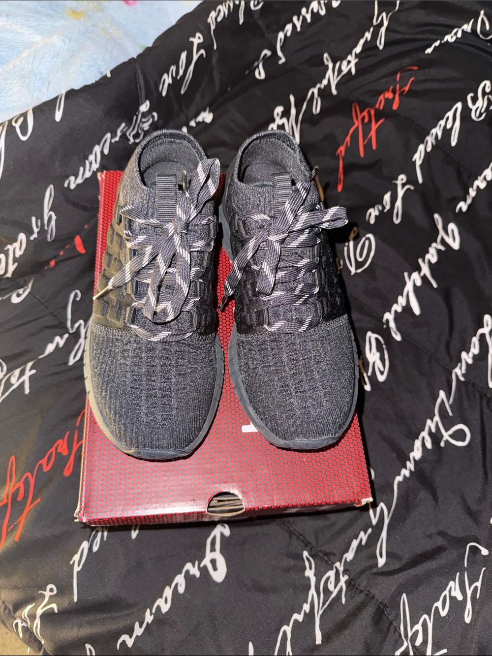 Under Armour - Picture 2 of 7